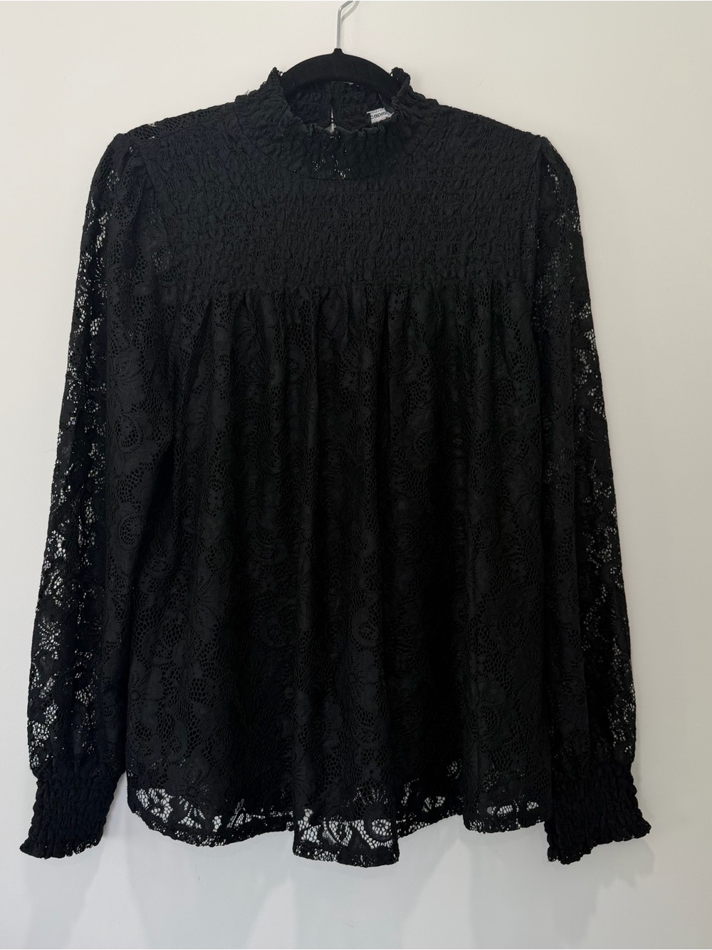 Cable & Gauge Black Lace High-Neck Long Sleeve Blouse